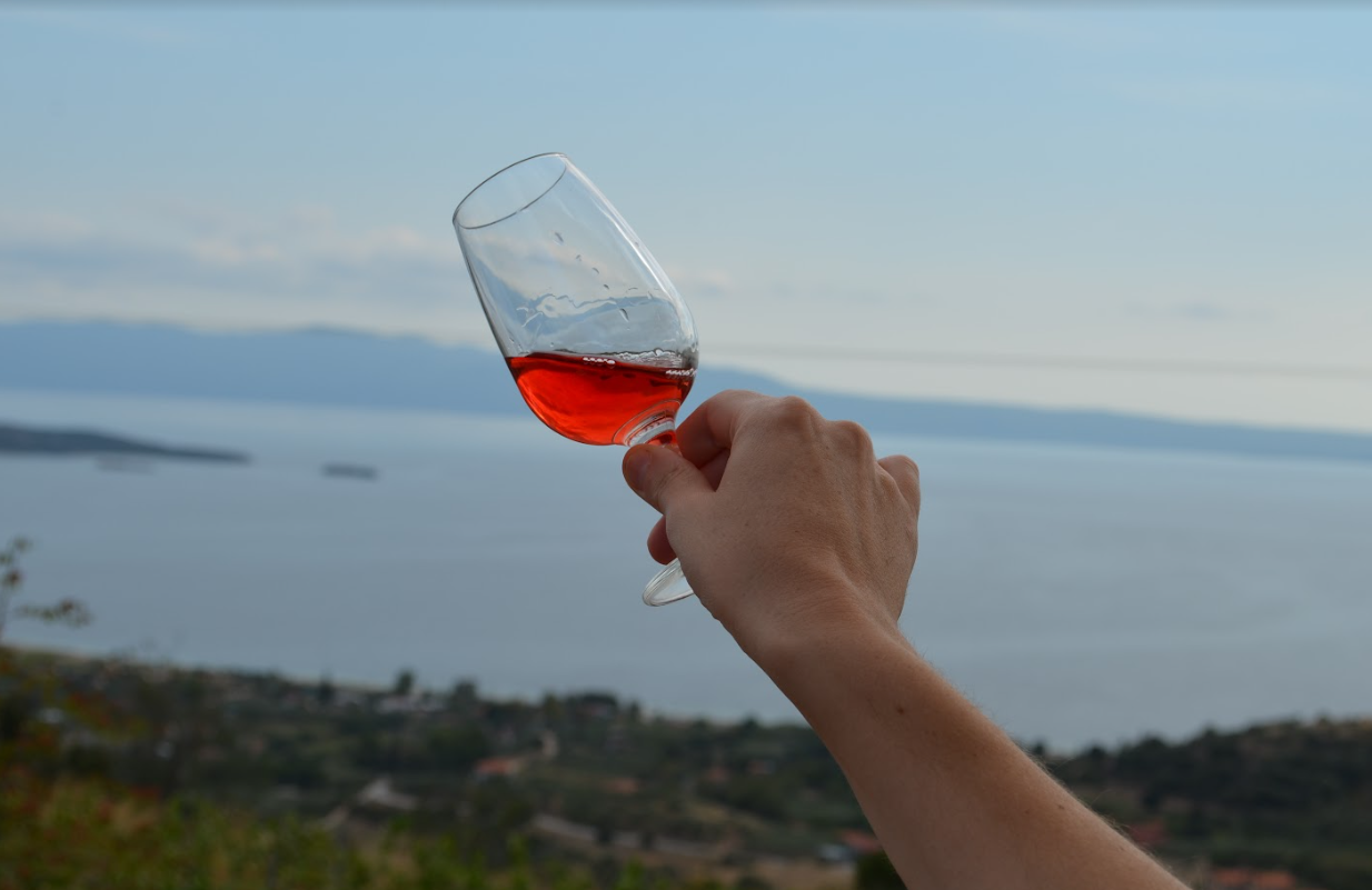 halkidiki-wine-glass