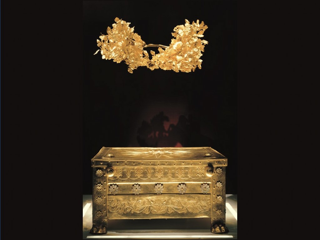 golden-wreath-king-phillip-II